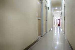 Lorong