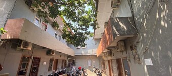 Hotel O Lulu Homestay