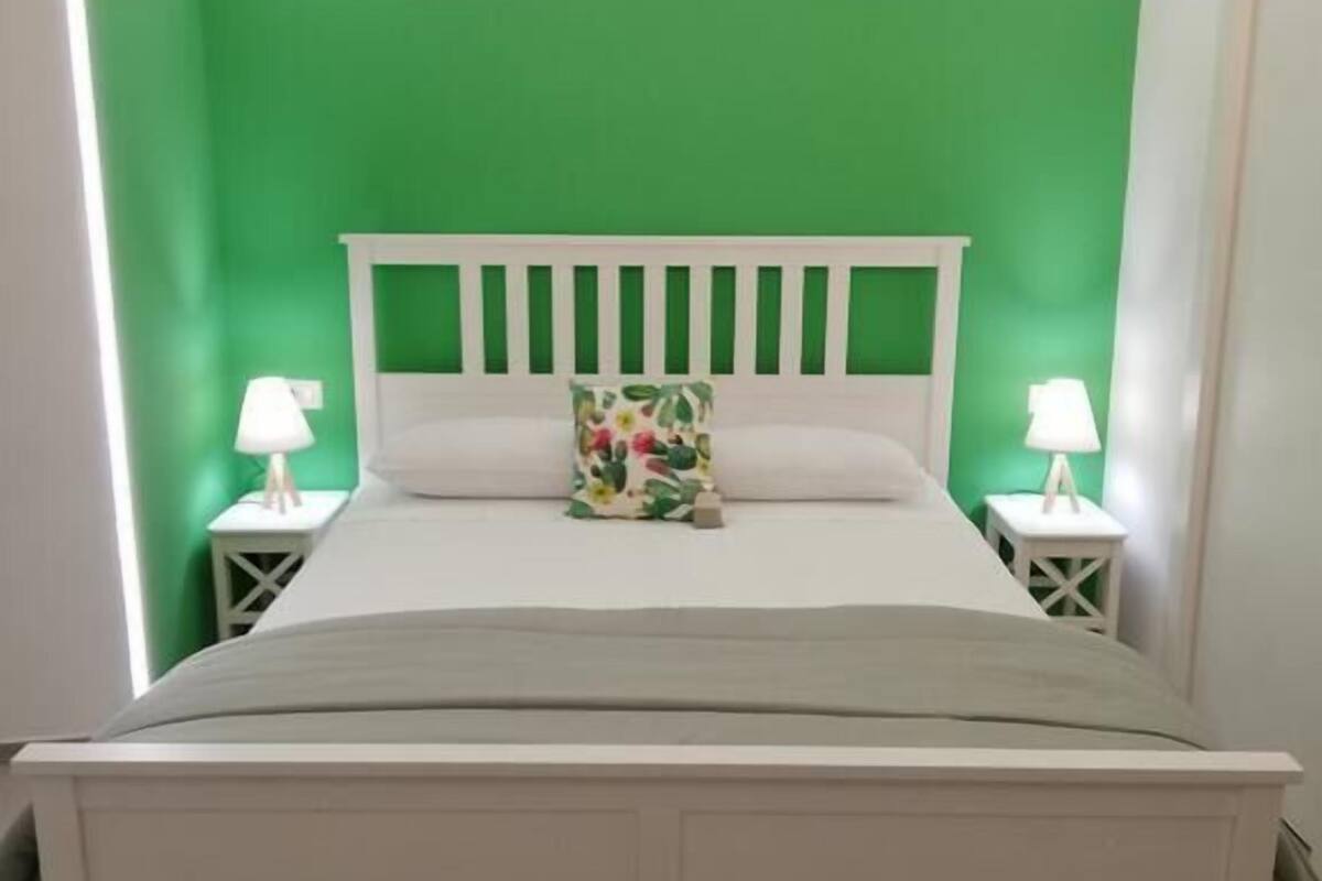 Deluxe Room (Cactus) | Premium bedding, down comforters, soundproofing, WiFi (free)