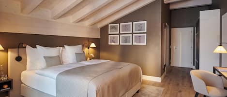 Double Room + | 1 chambre, literie hypoallergénique, minibar