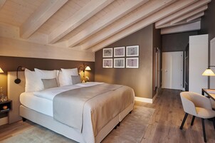 Ropa de cama hipoalergénica y minibar
