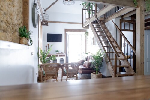 Zof's Cafofos, Sunny Duplex