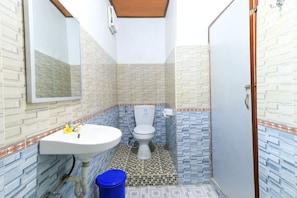 Douche, serviettes fournies