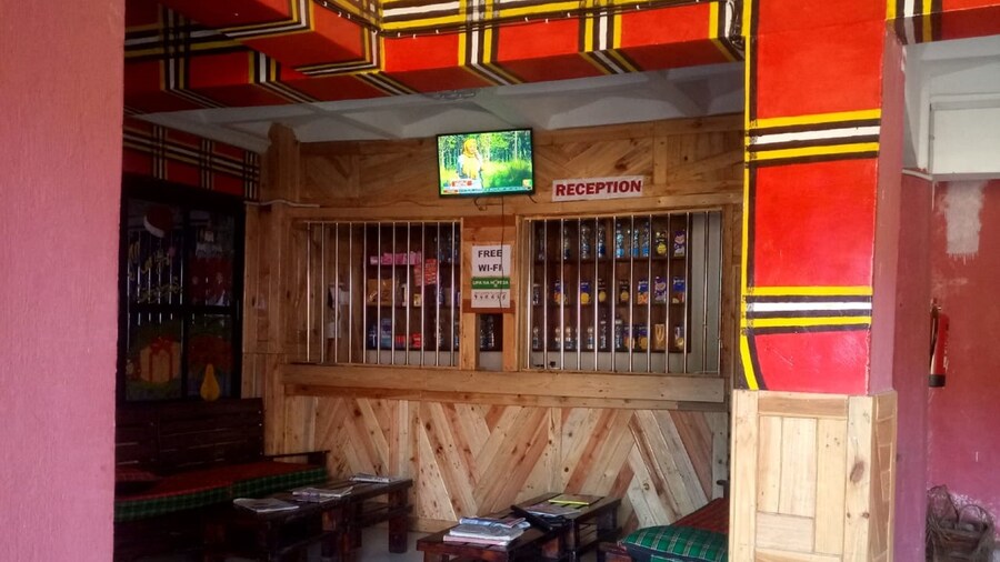 Escarpment Motel - Adults Only