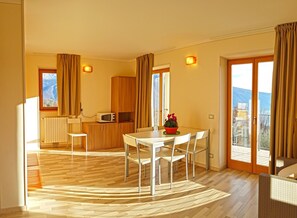 Interior - Teresa Appartamento Vista (Tremosine)