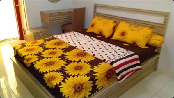 Margonda Residence 5 | 1 bedroom, desk, iron/ironing board, free WiFi - Mareslim (Depok)