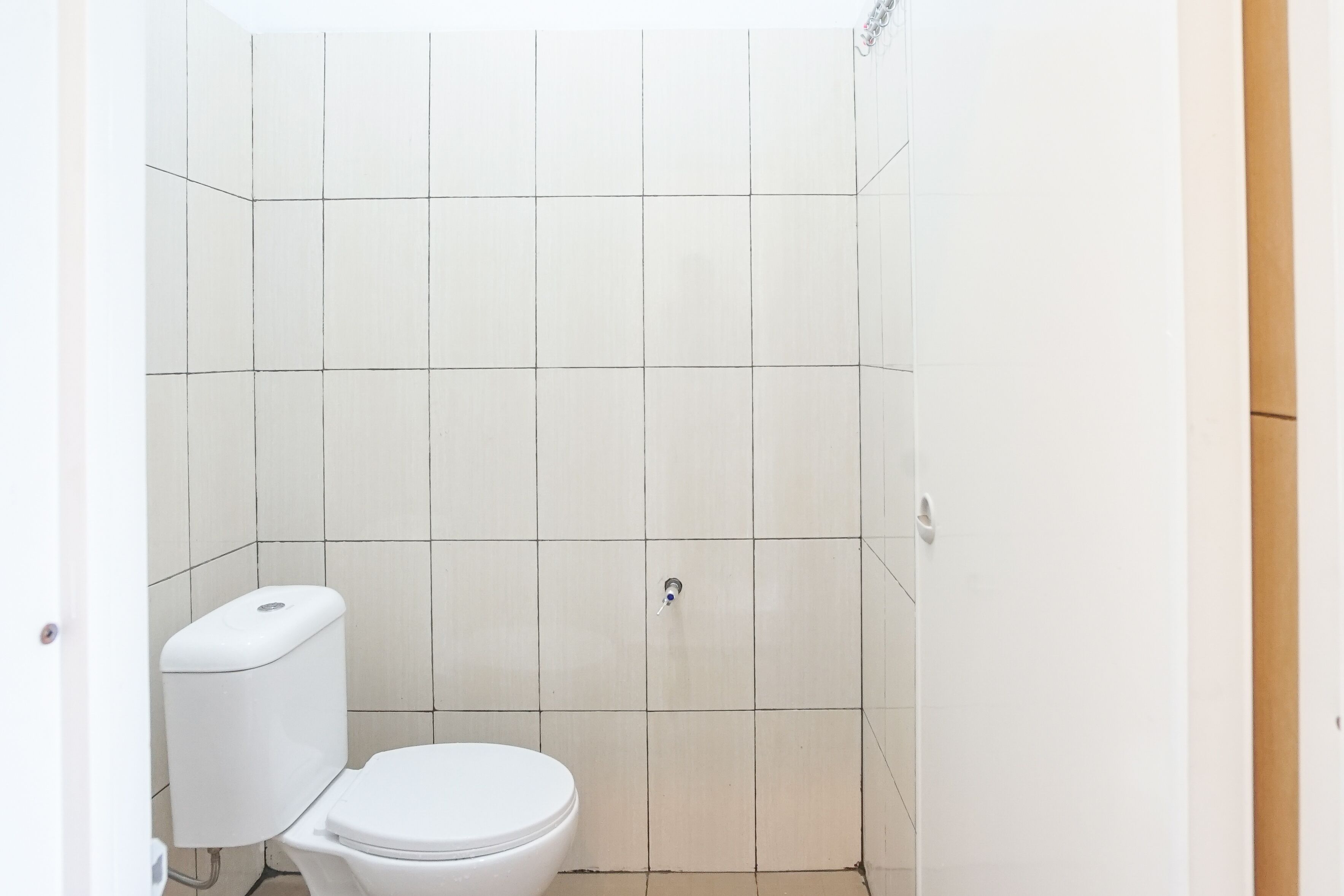 standard room | bathroom | shower, towels