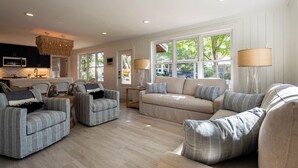 Smart TV, books - 30% Off~"Artless Sprite"~Cozy Luxe~Walk to Beach/StatePark/Red Bar~Beach Gear (Grayton Beach)