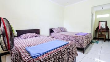 Bureau, draps fournis