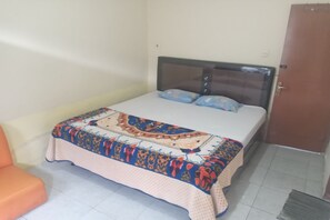 Bungalow 3 bedroom | Desk, free WiFi, bed sheets