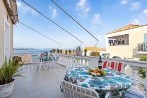 Outdoor dining - Vibrant Spetses - Mata Colorful Nest (Spetses)