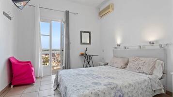 1 chambre, fer et planche Ă repasser, Wi-Fi, draps fournis