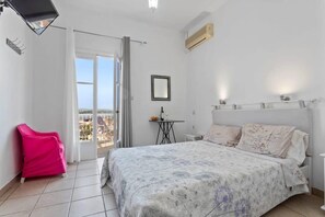 1 bedroom, iron/ironing board, WiFi, bed sheets - Vibrant Spetses - Mata Colorful Nest (Spetses)