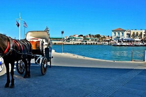 Miscellaneous - Vibrant Spetses - Mata Colorful Nest (Spetses)