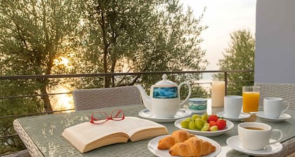 Nina Villa, neben dem Strand