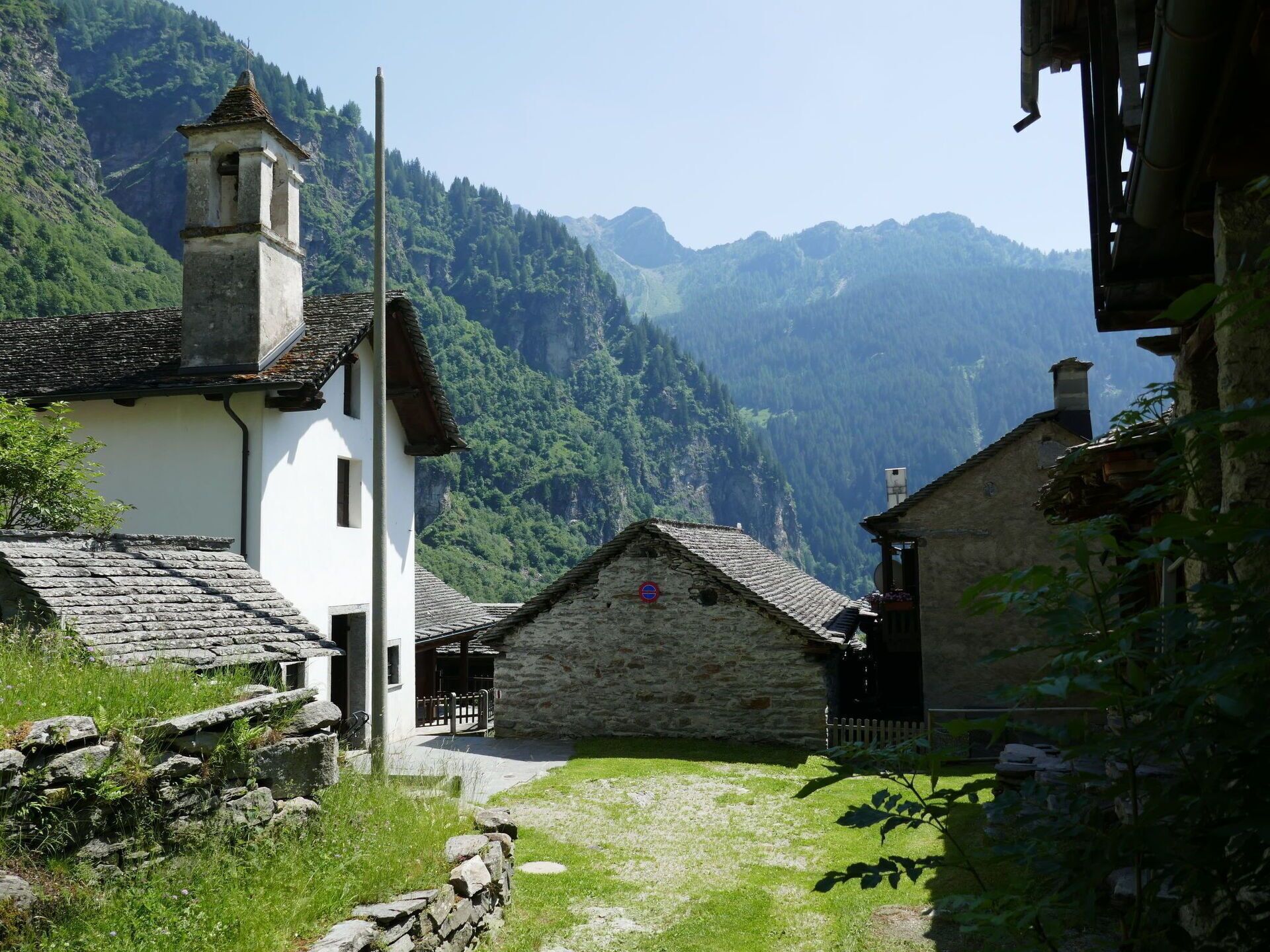 Bergdorf, Berg, Bergforms, Alpen, Gebirge, Bergstation, Hochland, Gebäude, Haus, Dach
