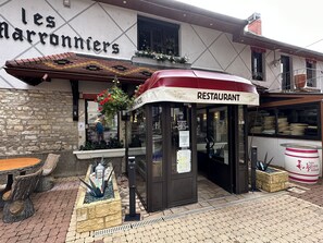 Restaurant - Les Marronniers d'Arc (Arc-sur-Tille)