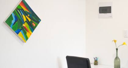 Cosy, Homely Studio With Bus Link to CBD and Eden Park