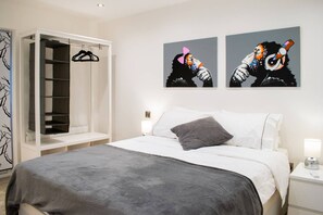 2 عدّة غرف نوم وواي فاي مجانًا وملاءات أسرّة