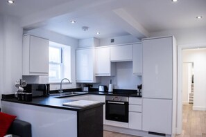 Apartment (2 Bedrooms) | Private kitchen