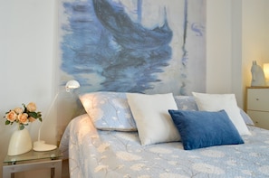 Room - Stunning Coastal Apartment In Newhaven Harbour (Edinburgh)
