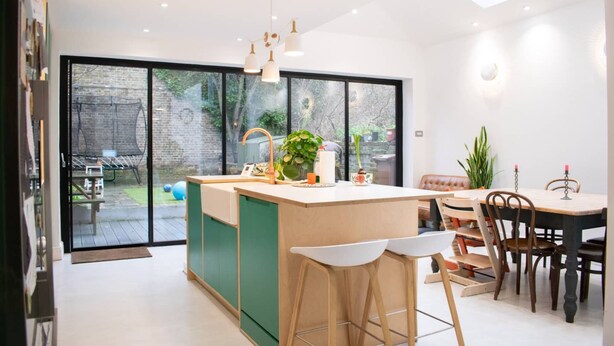 Unclassified image, 1 of 32, button - Stunning 5 Bedroom Family Home in East London (London)
