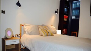 Room - Spacious Homely Flat Next to Cool Ancoats Area (Manchester)