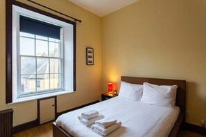 Apartment (2 Bedrooms) | 2 bedrooms, iron/ironing board, free WiFi, bed sheets - Incredibly Central 2 Bed Apartment (Edinburgh)