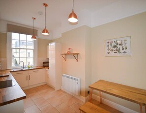 냉장고, 전자레인지, 오븐, 쿡탑