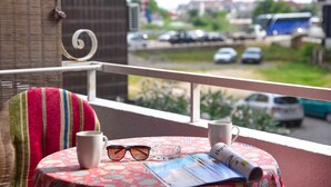 Căn hộ dành cho gia đình | Hiên
