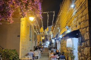 Outdoor dining - Villa ORINELLA ROSSA Ventiseri CORSE - swimming pool - 2 bedrooms - air conditioning - 5/6 pers (Travo VENTISERI)