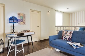 Apartment, 3 Schlafzimmer | Wohnzimmer