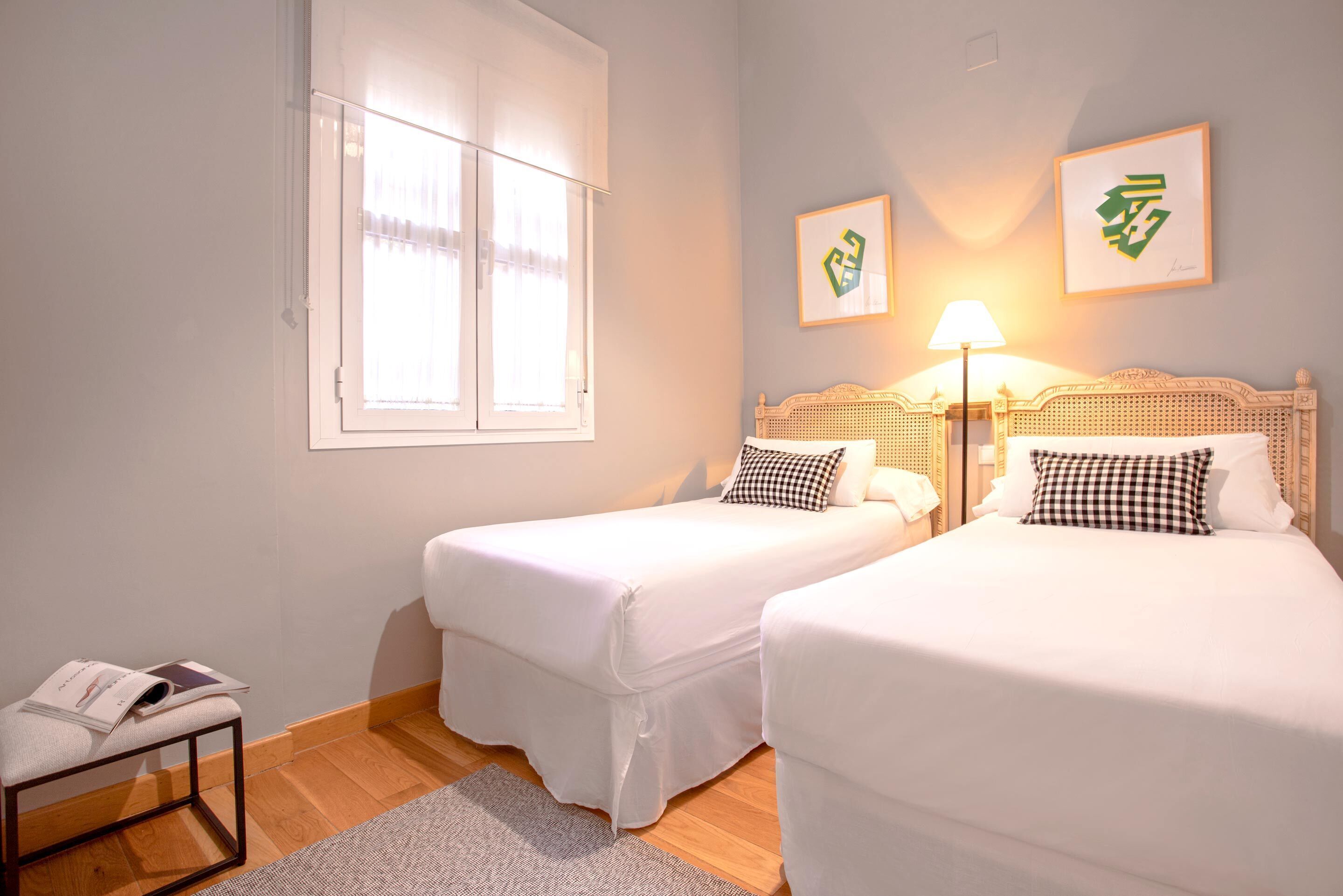 Appartamento (2 Bedrooms) | 2 camere, ferro/asse da stiro, Wi-Fi gratuito, lenzuola