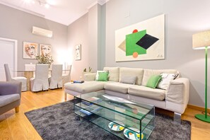 公寓 (2 Bedrooms) | 住宿正面