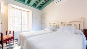 Apartamento (4 Bedrooms) | 4 dormitorios, tabla de planchar con plancha, wifi gratis y ropa de cama