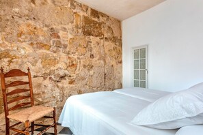 Căn hộ (4 Bedrooms) | 4 phòng ngủ, bàn ủi/dụng cụ ủi quần áo 