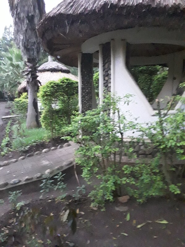 Exterior - Mbara Safari Lodge and Resort (Kasese)