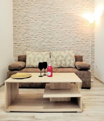 A Cozy Apartment in the Old Market