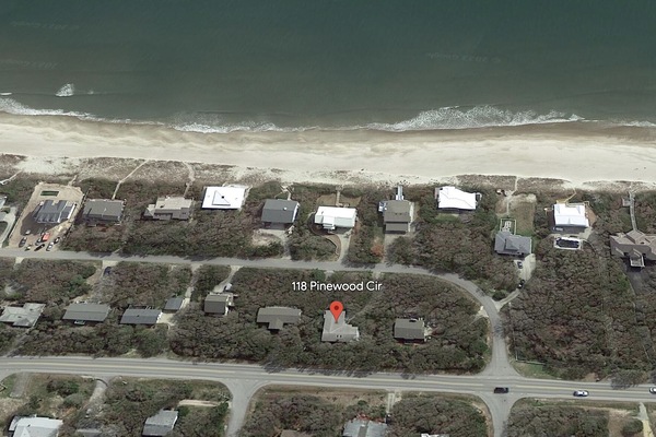 Home location relative to the beach.