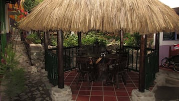 朝食 (郷土料理)、毎日提供 (無料)