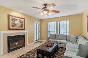 Smart TV, fireplace, DVD player, books