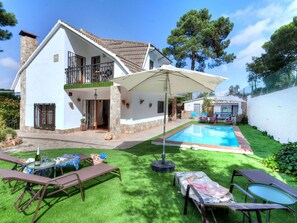 Pool - Stunning private villa for 8 people with private pool, WIFI, TV and patio (Vidreres)