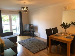 Interior - Aveley House (Reading)