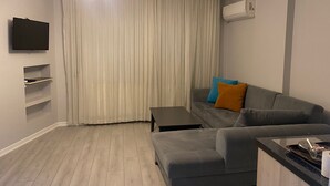 Free toiletries, hair dryer, slippers, towels - Kadikoy Mernat Otel (Istanbul)