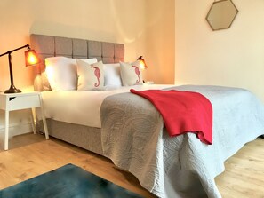 Apartment, 3 Bedrooms | 3 bedrooms, free WiFi, bed sheets - Come and Explore Liverpool (Liverpool)