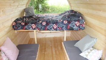 Basic Cabin | Individually decorated, individually furnished