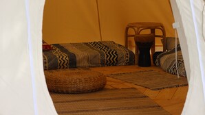 Family Tent | Individually decorated, individually furnished - Roulotte et Tipi Insolites en Mené (Saint-Vran)