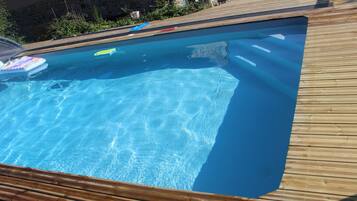Seasonal outdoor pool, sun loungers