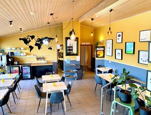 Interior - Paradise Cave Hostel & Guesthouse (Rangarthing eystra)