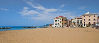 Suite directement sur la mer